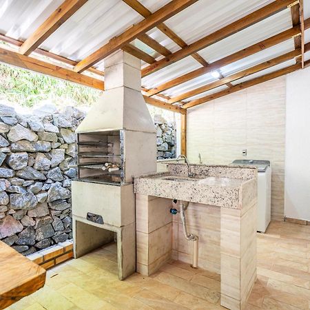 Residencial Com Piscina Possui Jacuzzi Aquecida Com Hidromassagem Villa Bombinhas Exteriör bild