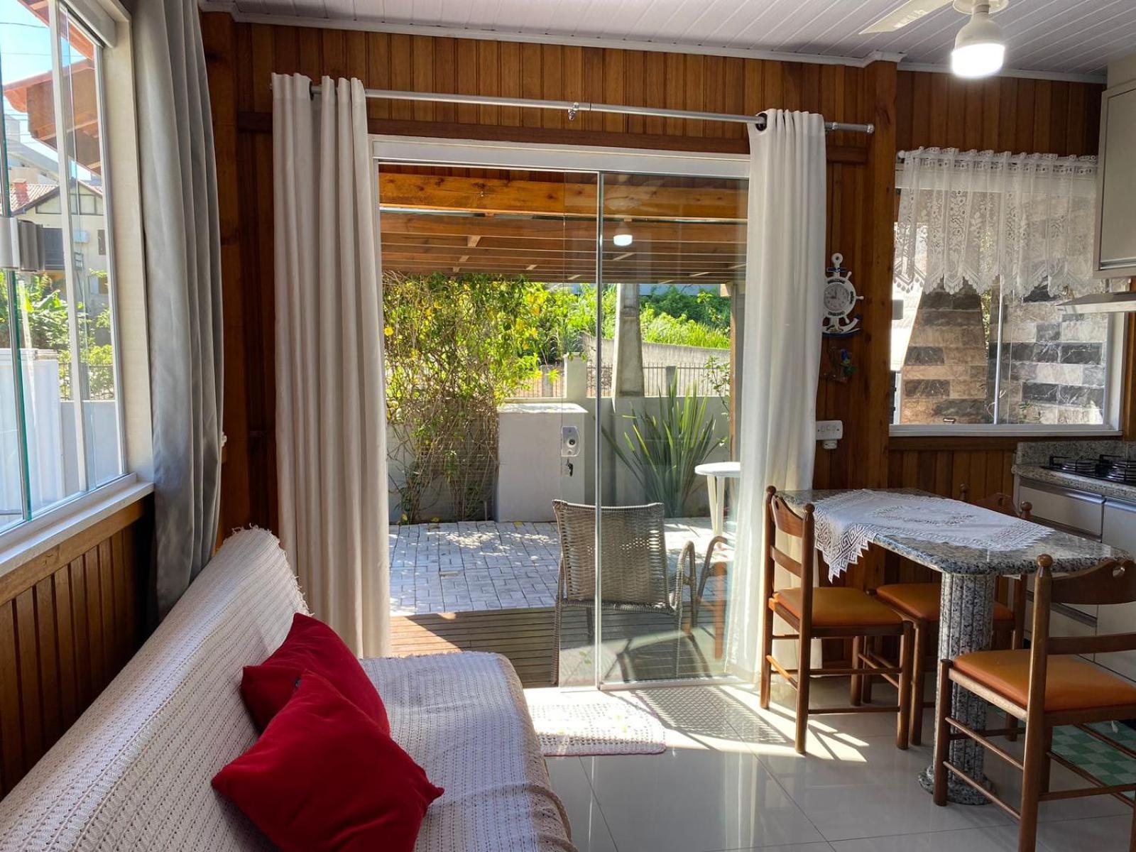 Residencial Com Piscina Possui Jacuzzi Aquecida Com Hidromassagem Villa Bombinhas Exteriör bild