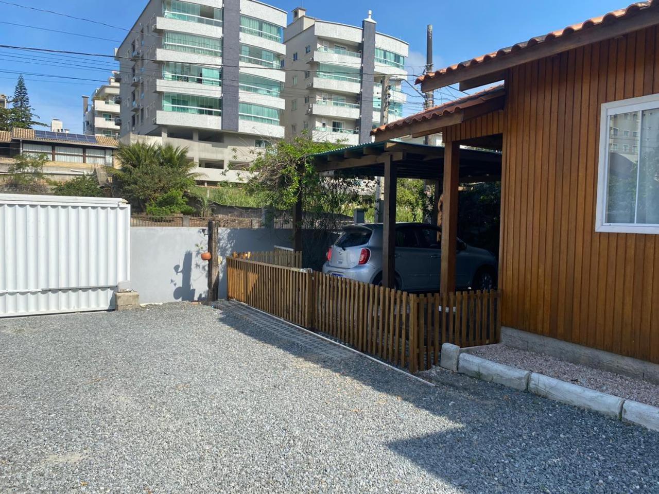 Residencial Com Piscina Possui Jacuzzi Aquecida Com Hidromassagem Villa Bombinhas Exteriör bild