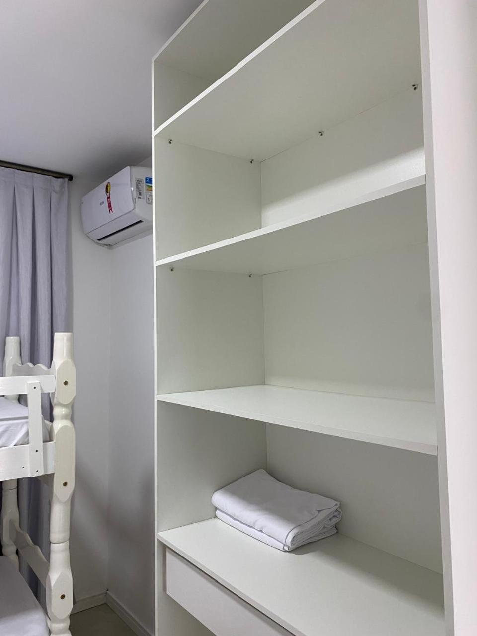 Residencial Com Piscina Possui Jacuzzi Aquecida Com Hidromassagem Villa Bombinhas Exteriör bild