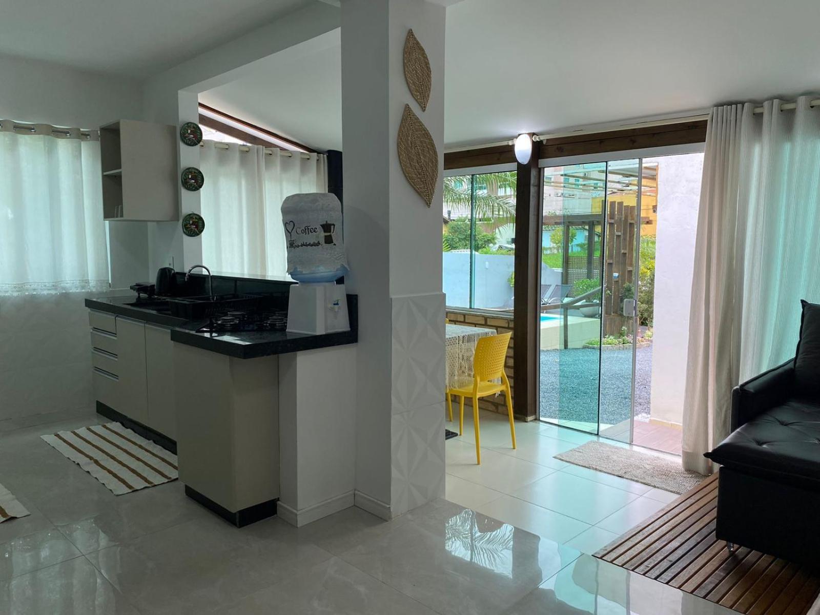 Residencial Com Piscina Possui Jacuzzi Aquecida Com Hidromassagem Villa Bombinhas Exteriör bild